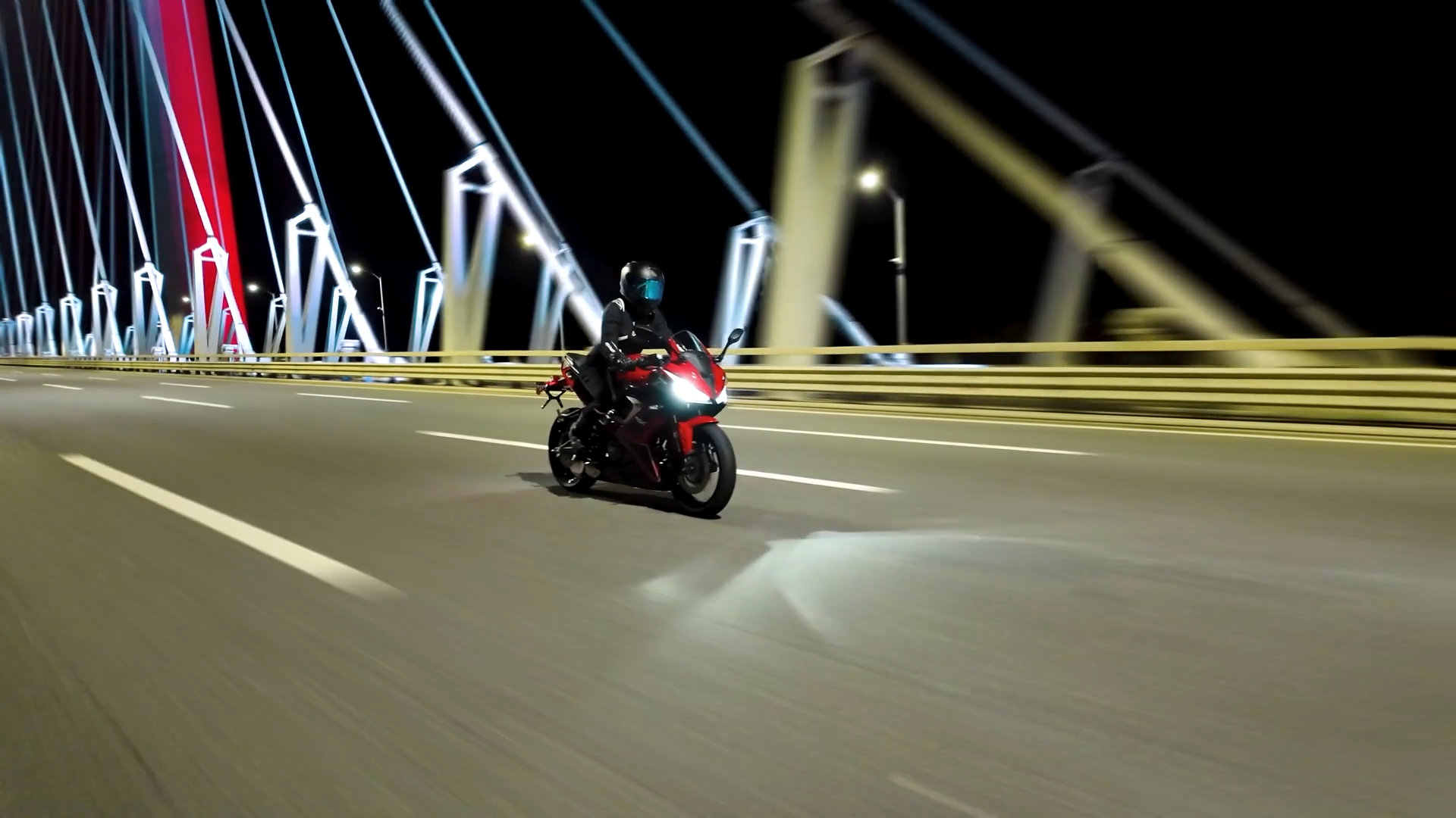 Moto — tanıtım videosu